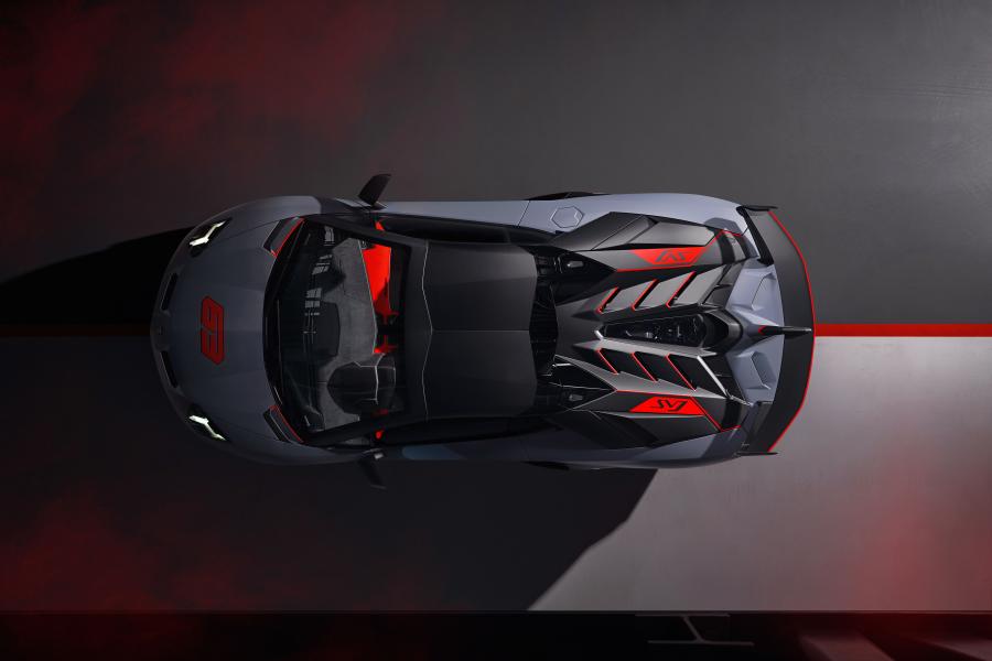  Lamborghini Aventador SVJ 63 Roadster 2019 года  (фото 10 из 15)